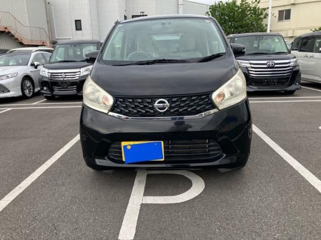 NISSAN