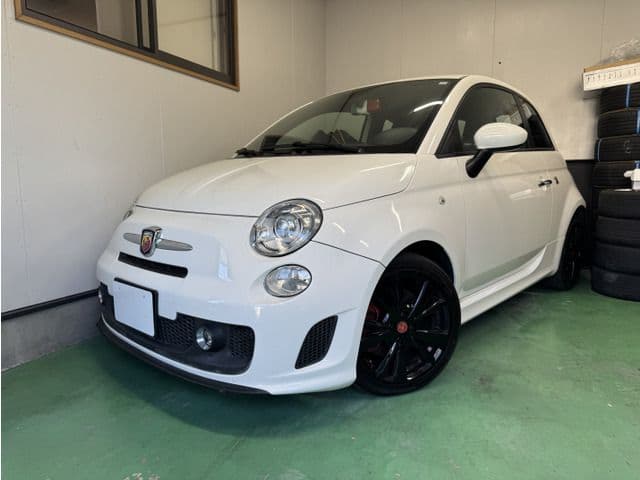 Car image 1