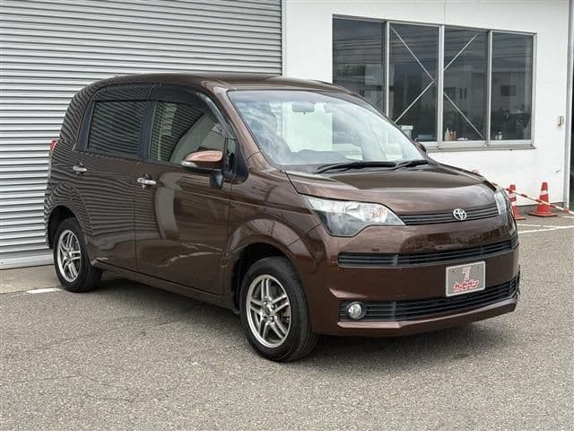 Car thumbnail 3