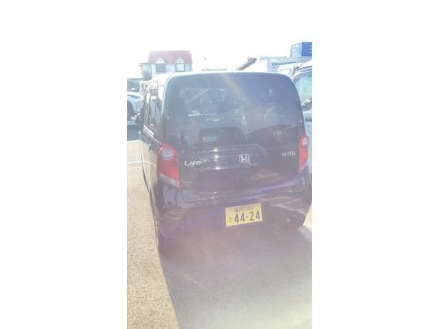 Car thumbnail 2