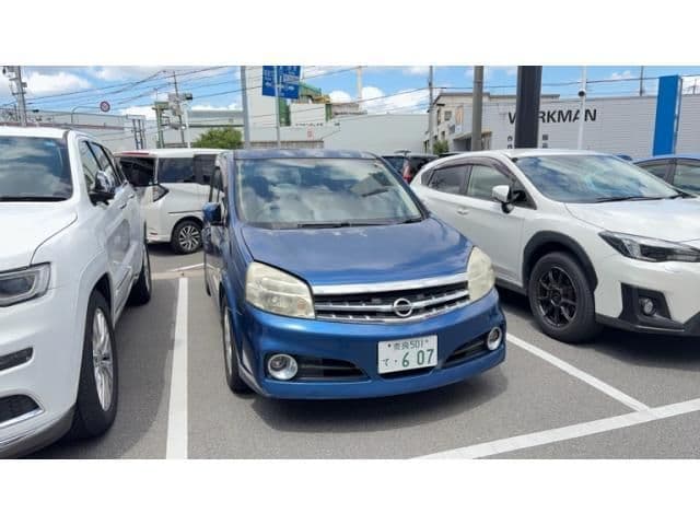 NISSAN