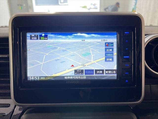 Car thumbnail 4
