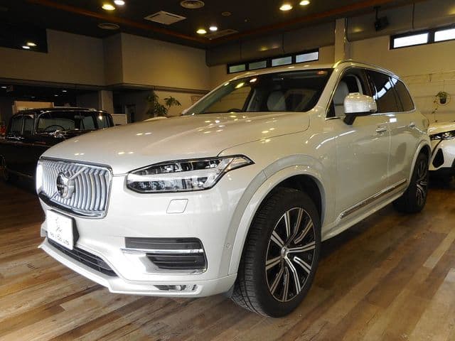 VOLVO