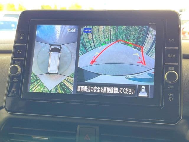 Car thumbnail 4