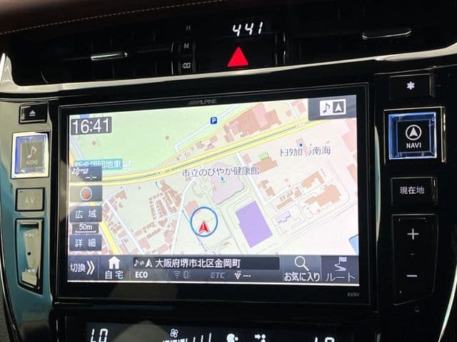 Car thumbnail 3