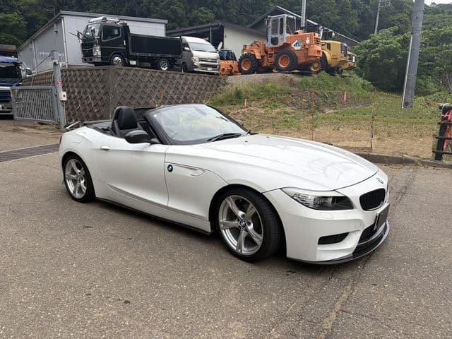 Car thumbnail 3