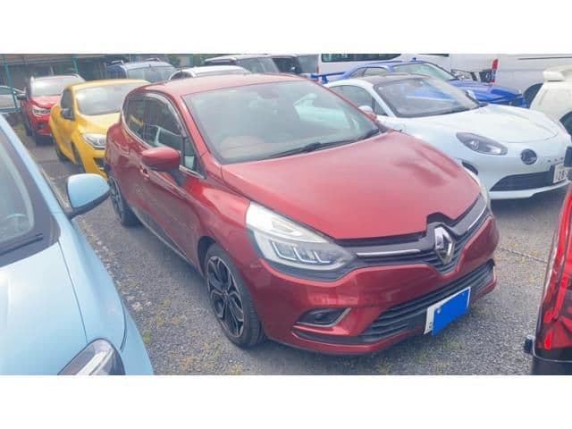 RENAULT