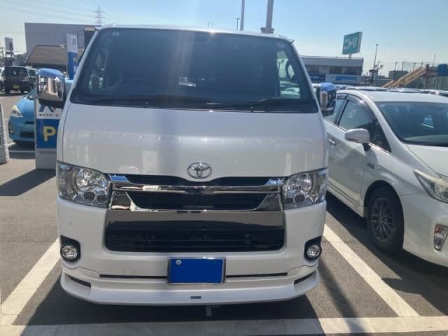 Car image 1