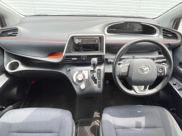 Car thumbnail 2