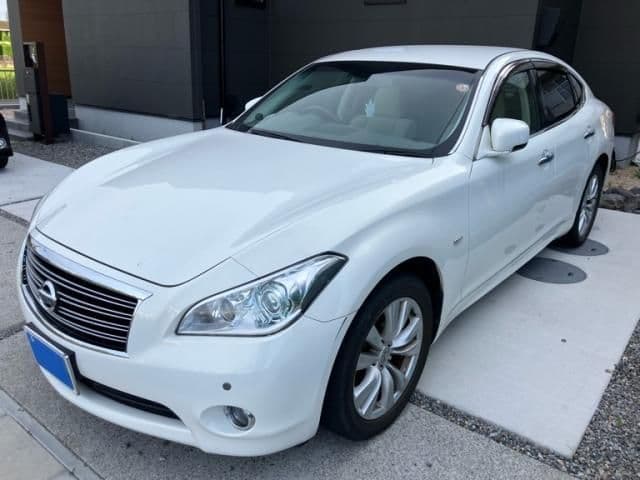 NISSAN