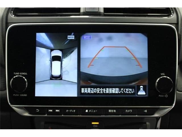 Car thumbnail 4
