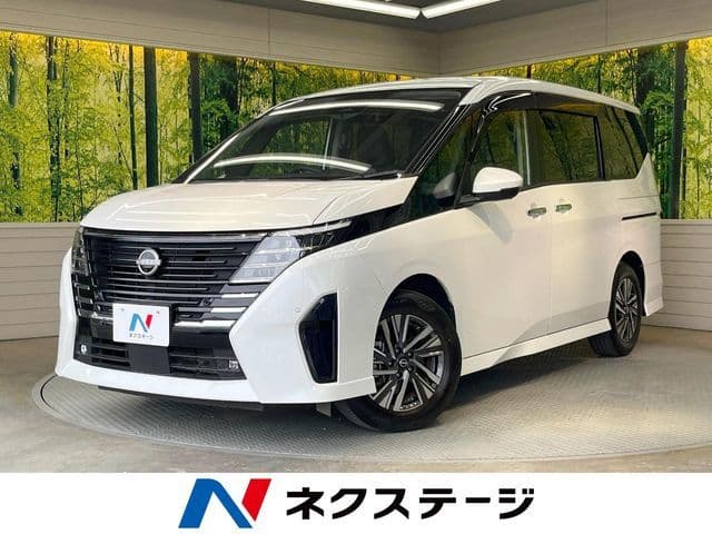 NISSAN