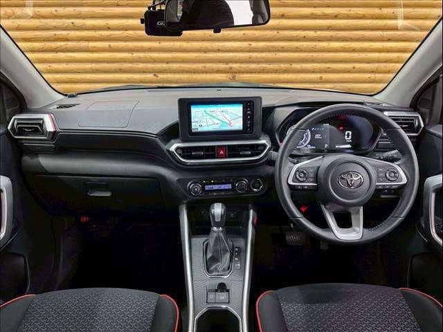 Car thumbnail 3