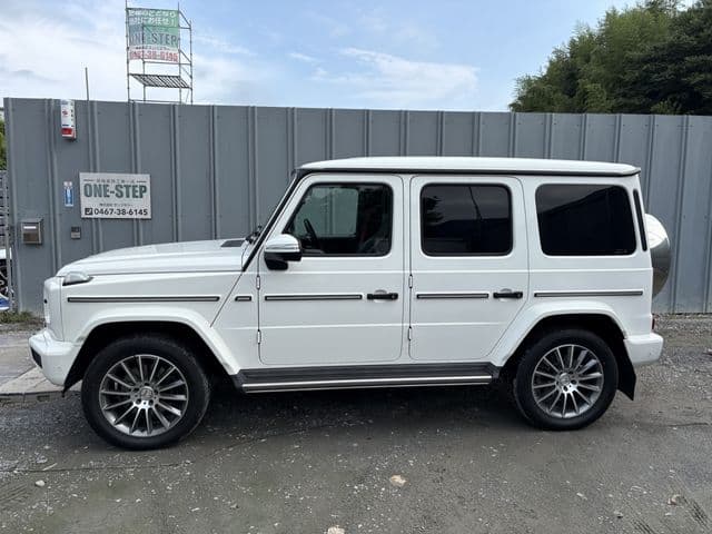 Car thumbnail 2