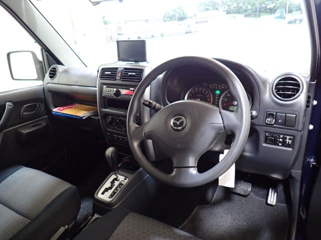 Car thumbnail 2