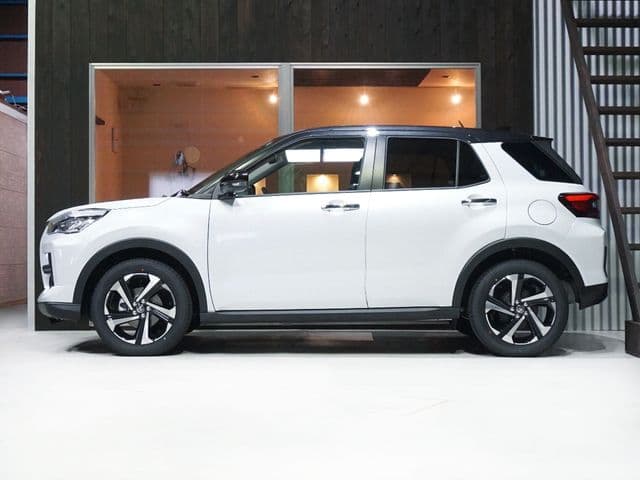Car thumbnail 4
