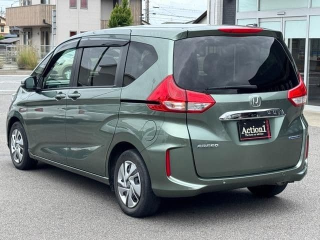 Car thumbnail 4