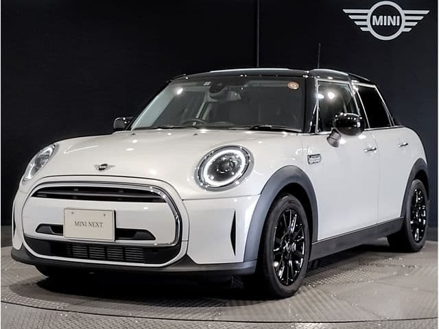 Car image 1