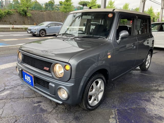 SUZUKI