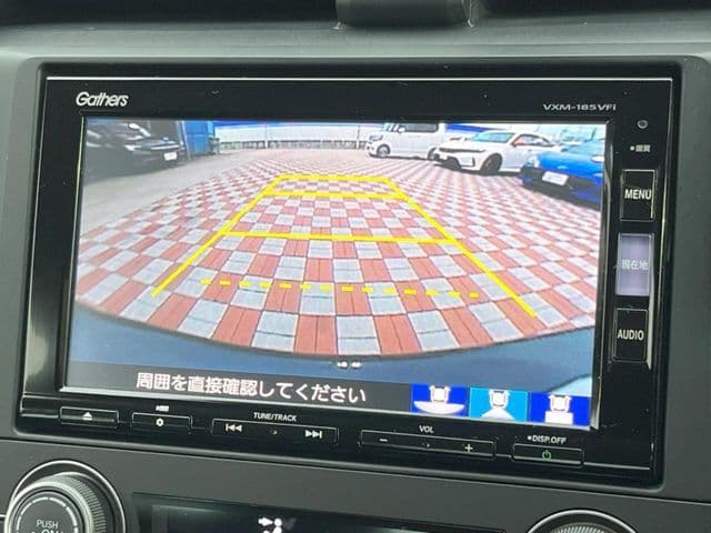 Car thumbnail 4
