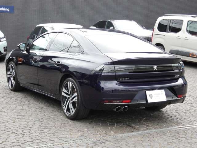 Car thumbnail 2