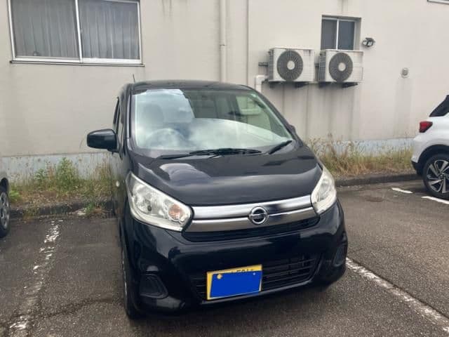 NISSAN