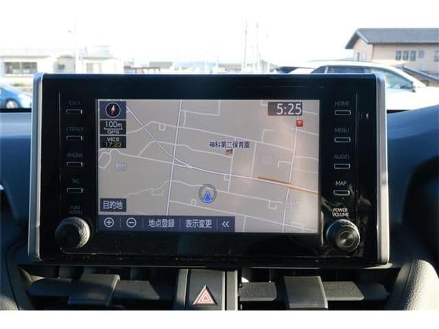 Car thumbnail 3