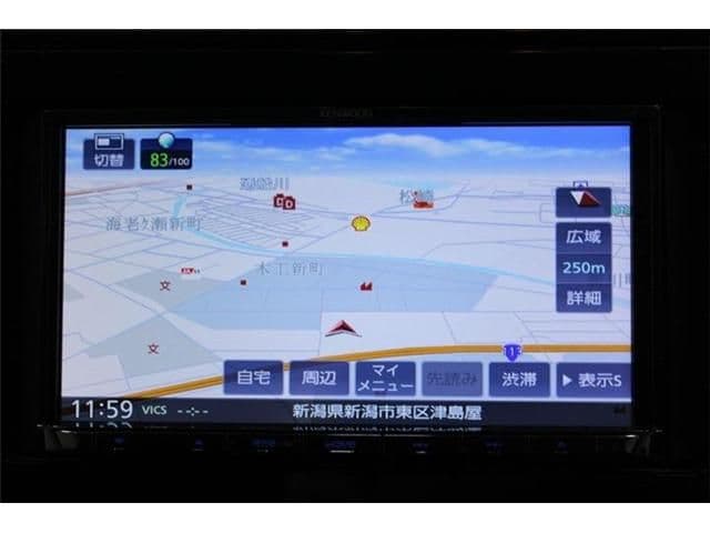 Car thumbnail 3
