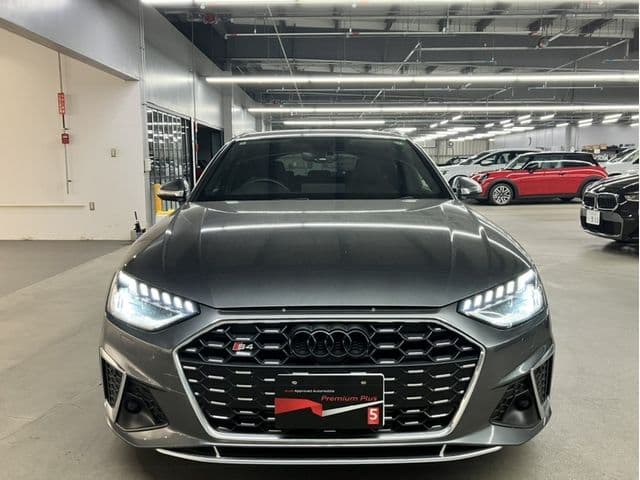 Car thumbnail 4