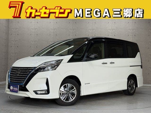 NISSAN
