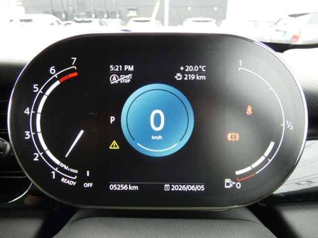 Car thumbnail 4