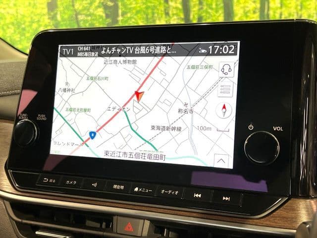 Car thumbnail 3