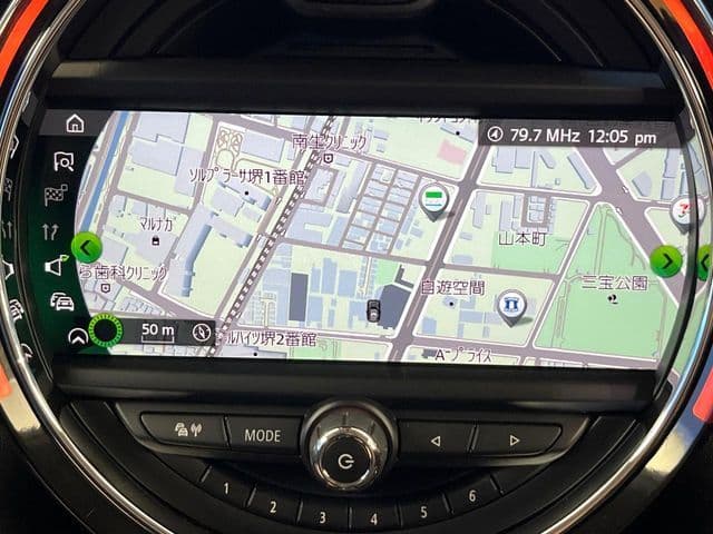 Car thumbnail 4