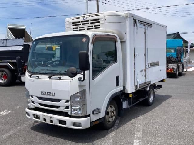 ISUZU