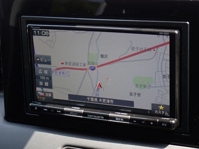 Car thumbnail 4
