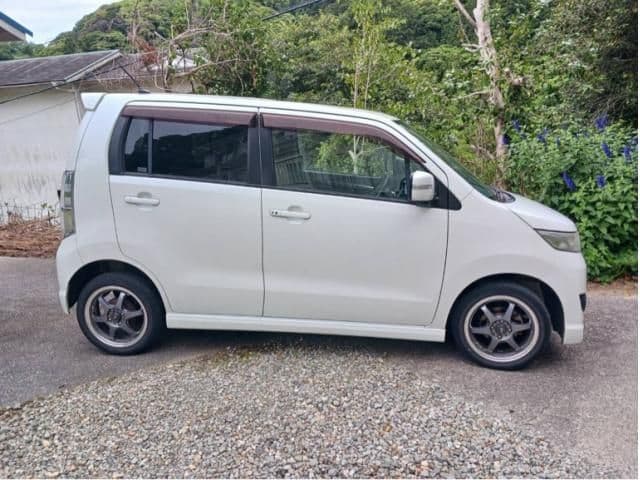 Car thumbnail 2