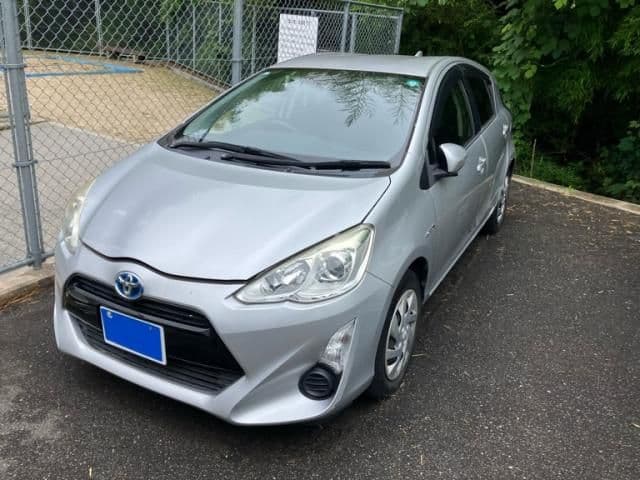 Car image 1