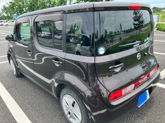 Car thumbnail 3