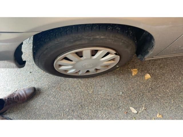 Car thumbnail 3