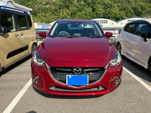 Car image 1
