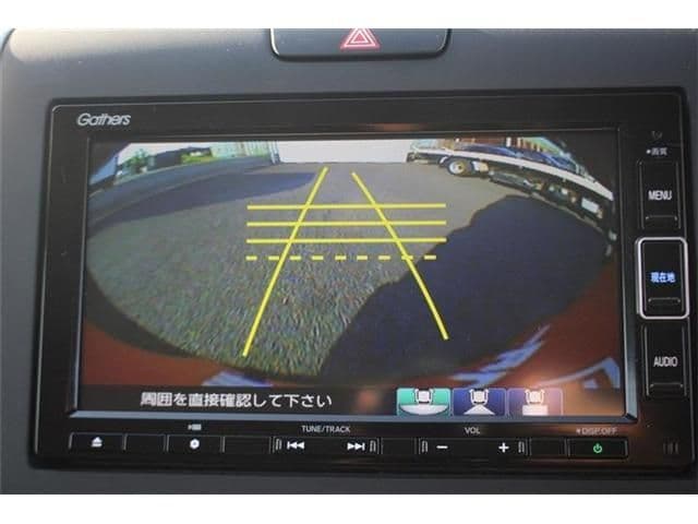 Car thumbnail 3