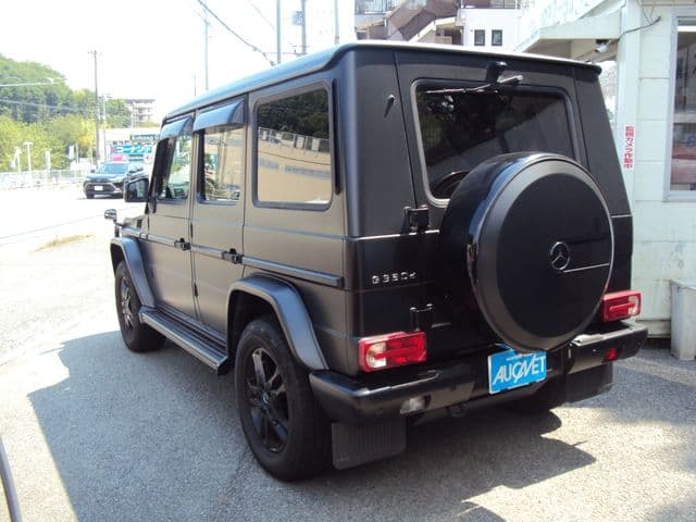 Car thumbnail 4