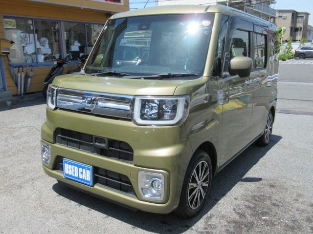 Car image 1