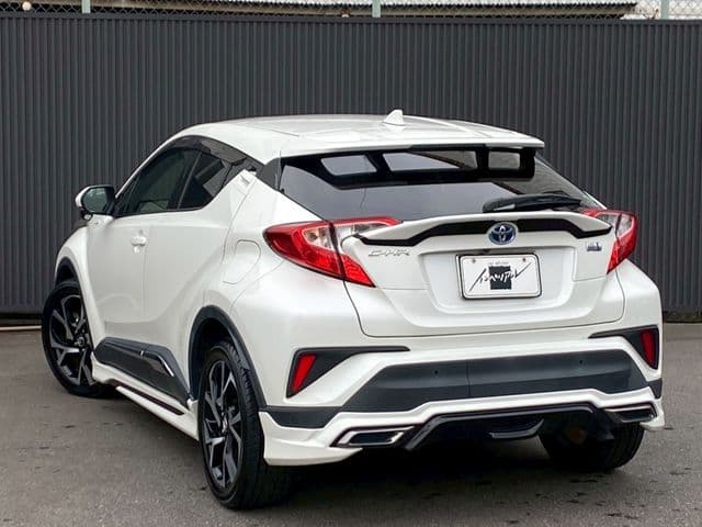 Car thumbnail 3