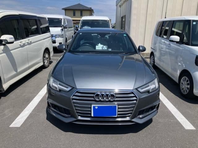 Car image 1