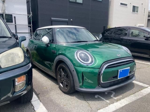 Car thumbnail 2