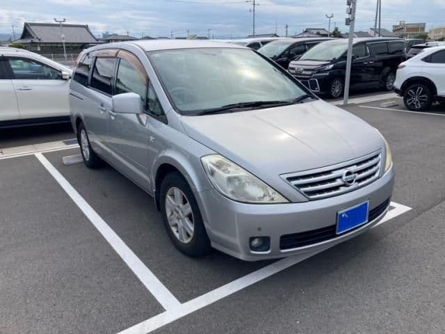 NISSAN