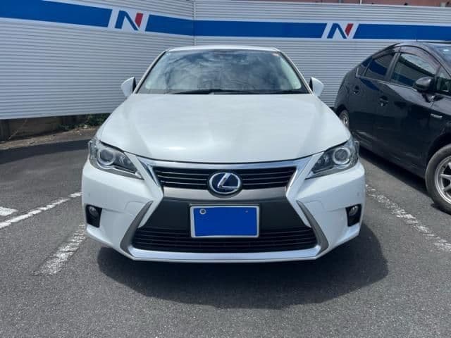 Car image 1