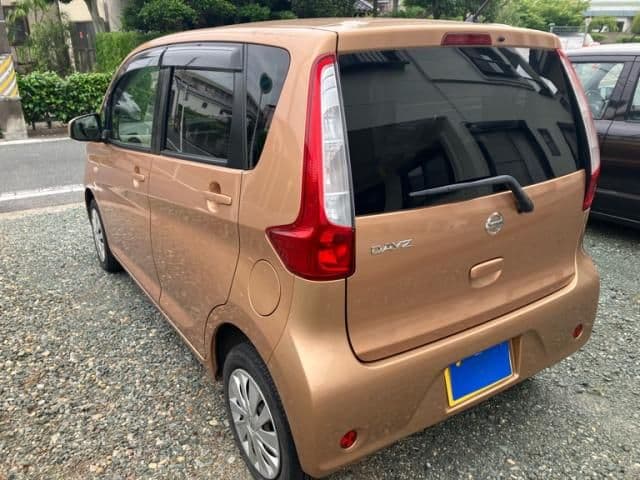 Car thumbnail 4