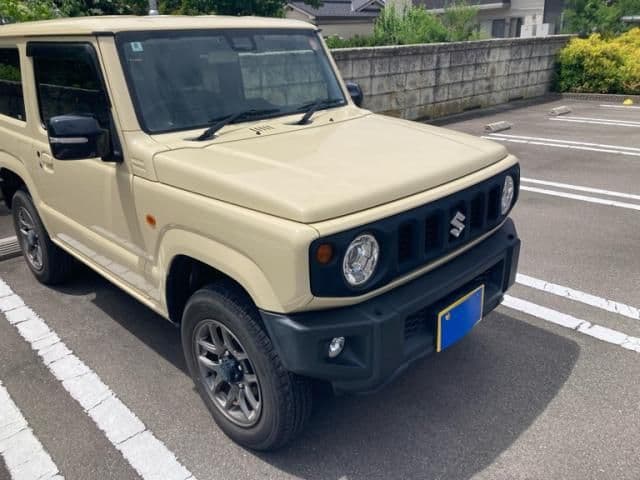 Car thumbnail 3